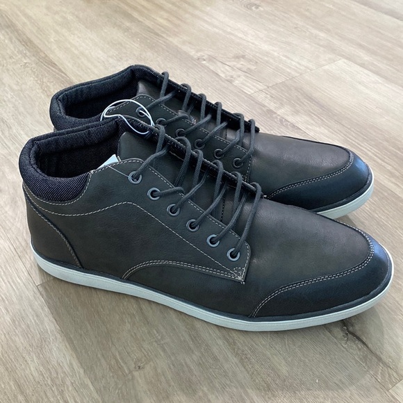 NEW Mens Goodfellow Clay Mid Top Sneakers - Picture 1 of 3